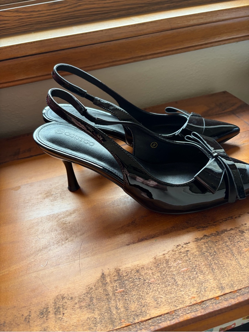 Black Patent Slingback Pointed-Toe Heels with Bow Accent